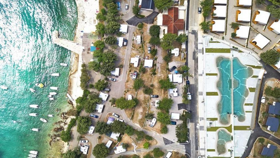 Memita Mobile homes, Selce Exterior foto